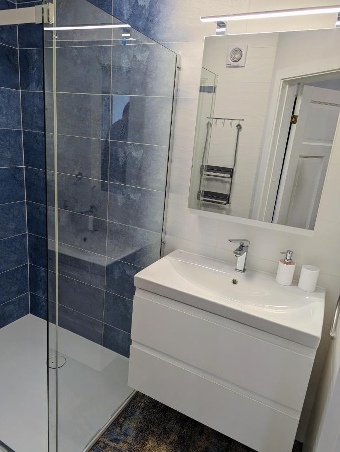 Lovely 2-Bedroom Flat In The Heart Of Druskininkai Esterno foto